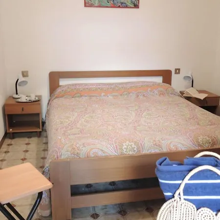 Three Flat With Garden-beahost * ביביונה